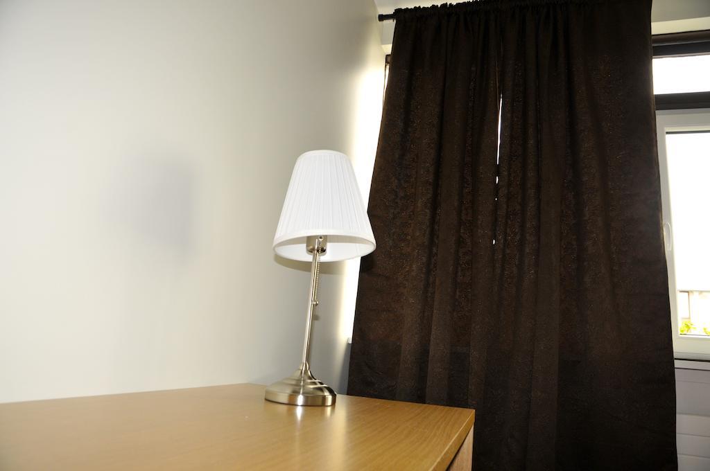 Nordic Guest House Keflavik Bagian luar foto