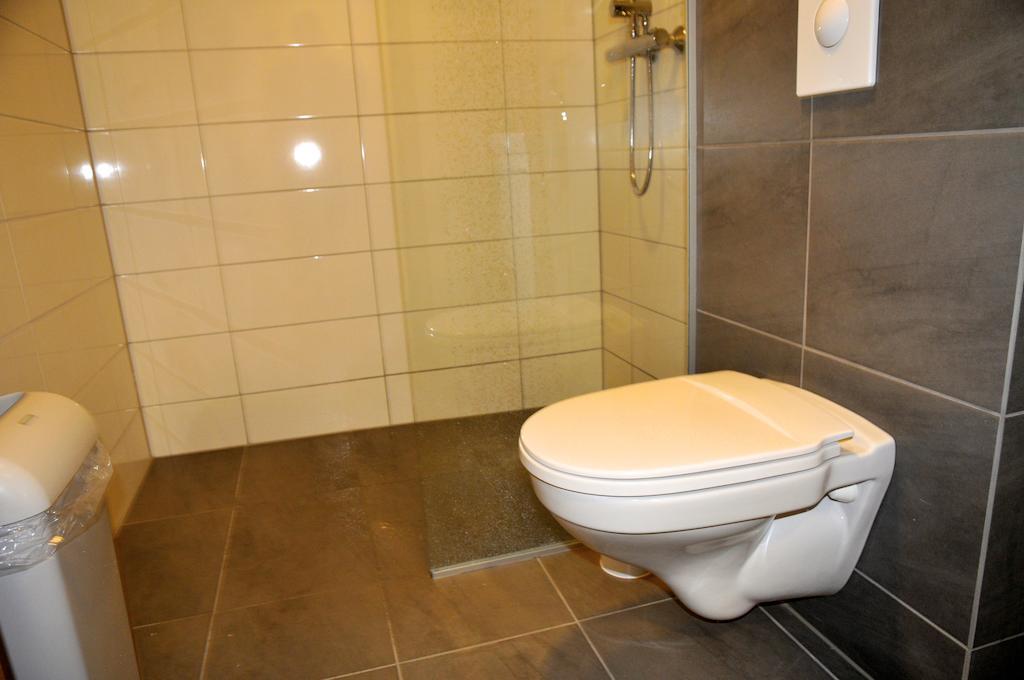 Nordic Guest House Keflavik Bagian luar foto
