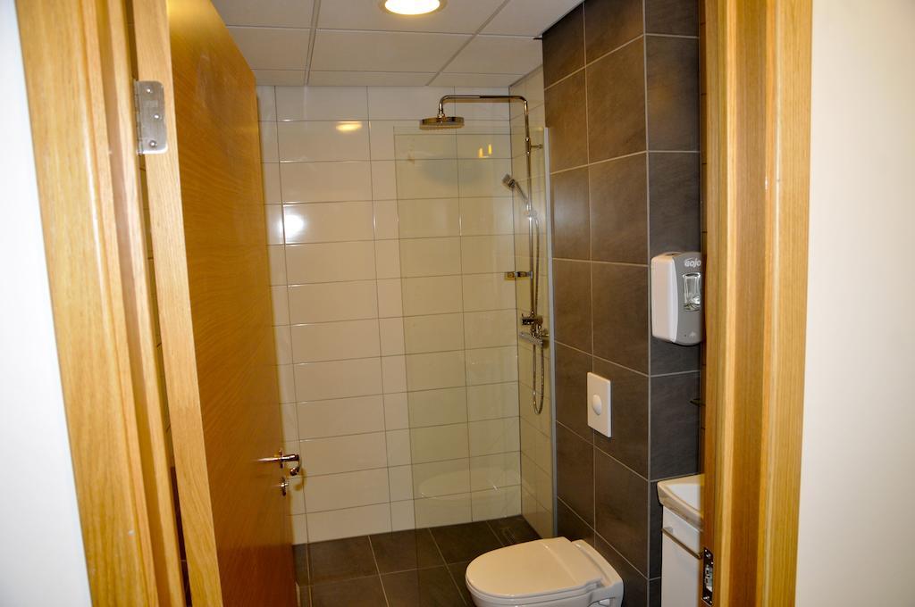 Nordic Guest House Keflavik Bagian luar foto