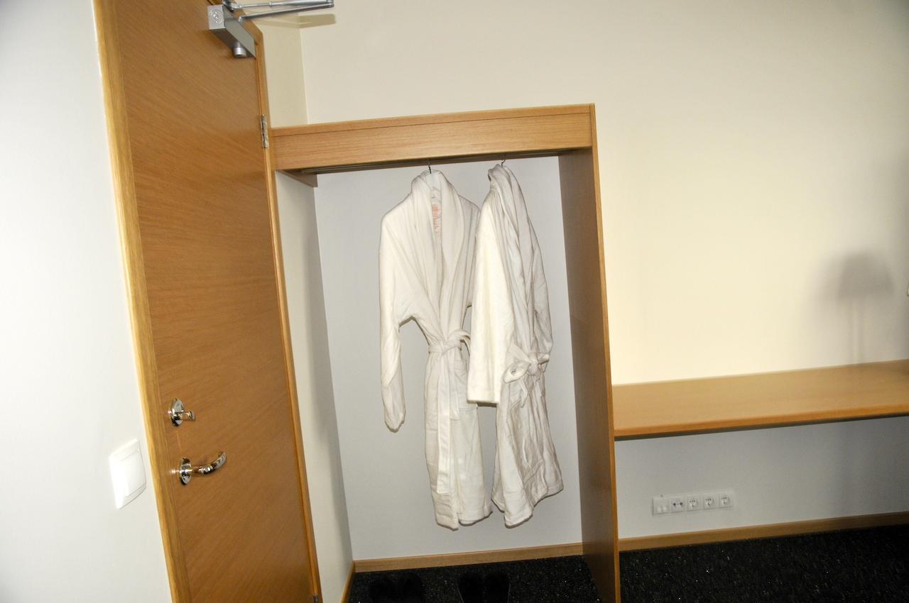 Nordic Guest House Keflavik Ruang foto